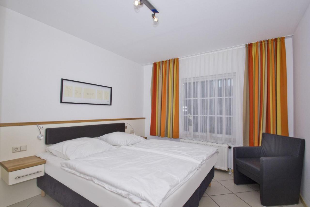 Haus Blick zur See FeWo 06 Gartennutzung, Meerblick, Sauna- und Schwimmbadnutzung im AHOI Sellin Goehren  Exterior foto